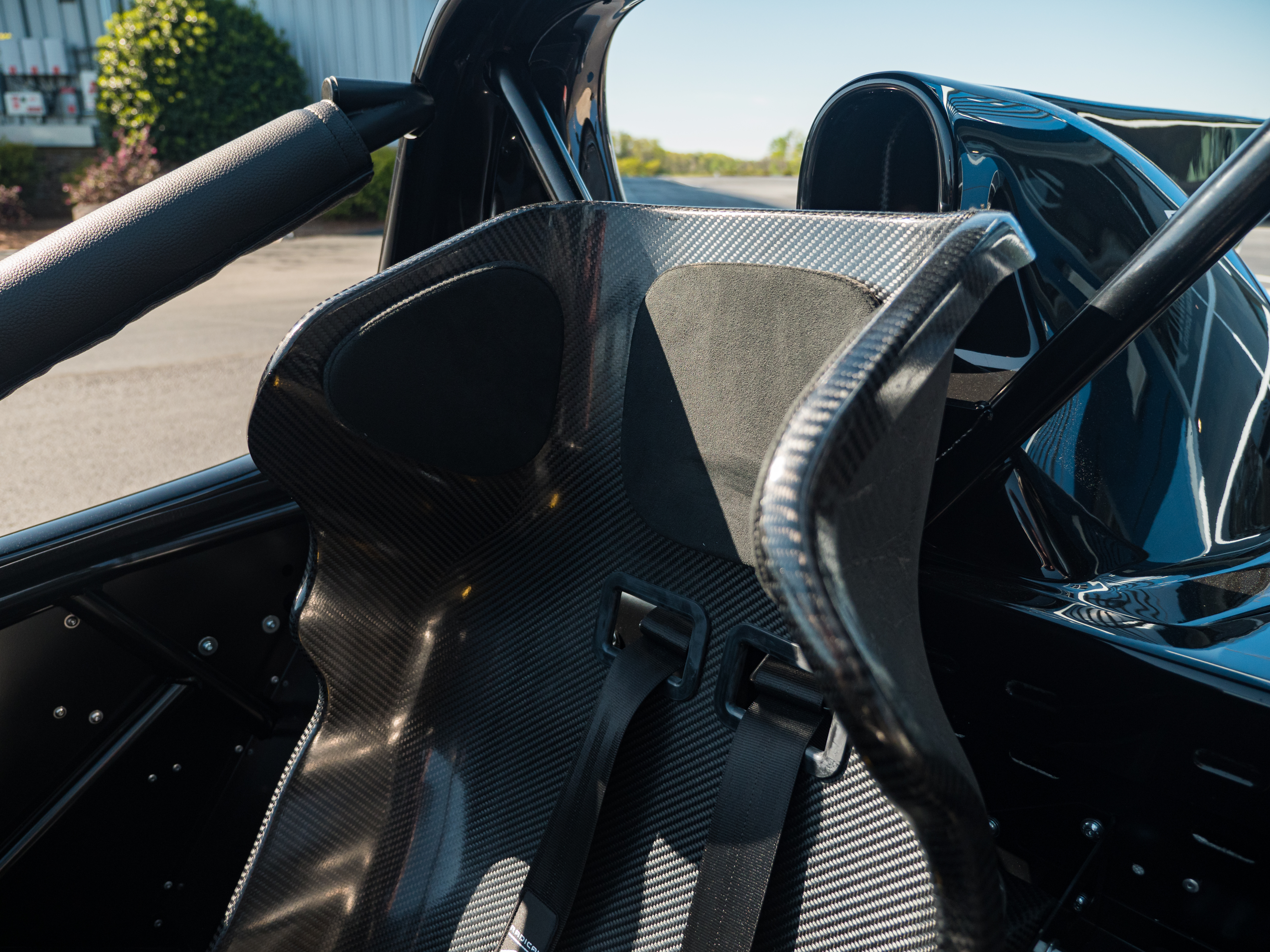 Black SR3 XXR