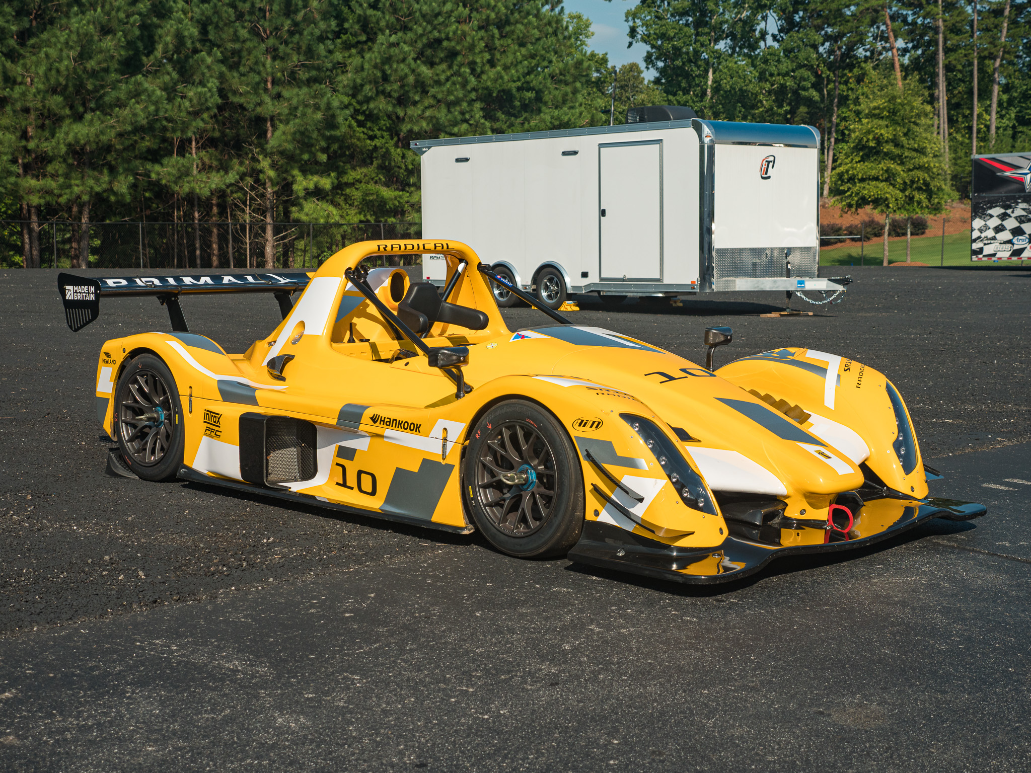 Radical SR10