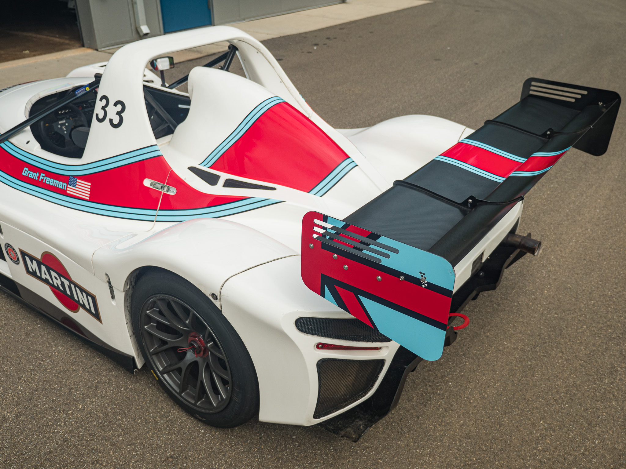 Radical SR10